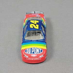 Jeff Gordon 24 DuPont 1999 Chevrolet Monte Carlo NASCAR Toy Stock Car Action